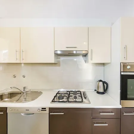 Apartman Lucija Apartman *
