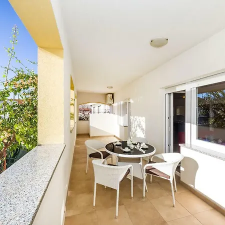Apartman Lucija Apartman